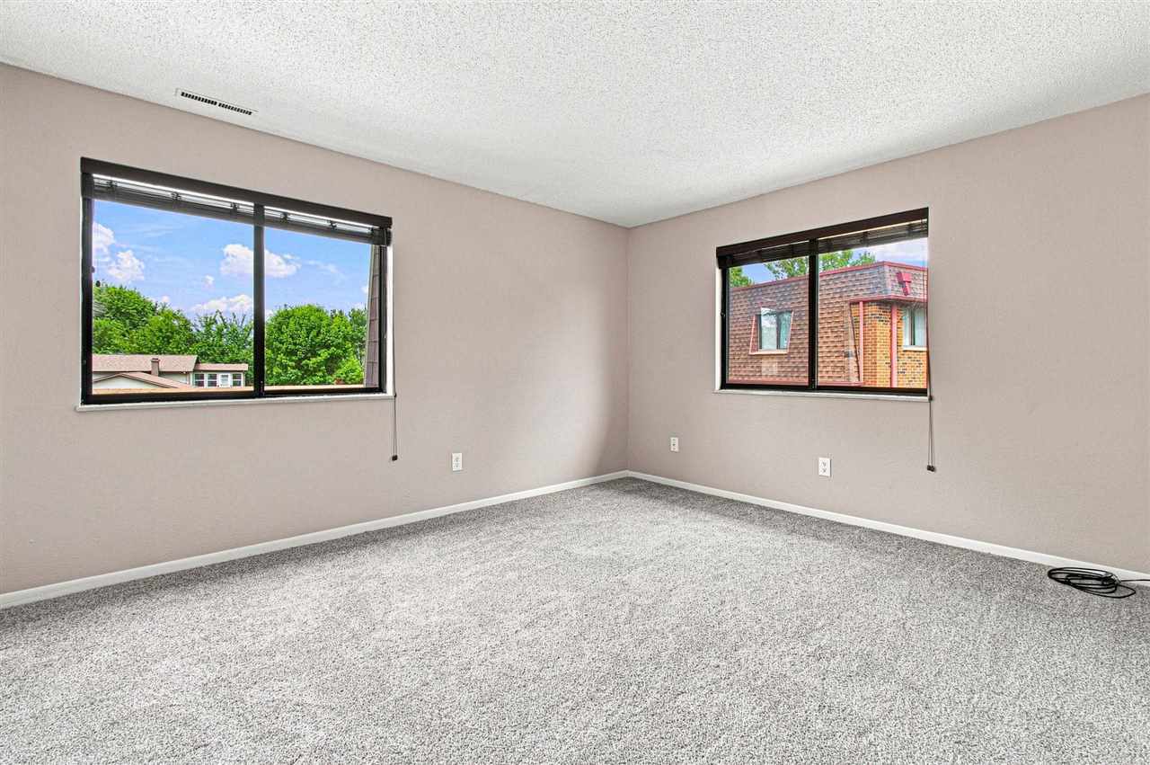 5720 Golden Court NE Cedar Rapids IA 52402