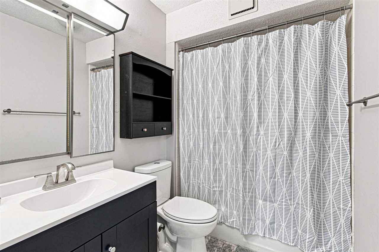 5720 Golden Court NE Cedar Rapids IA 52402