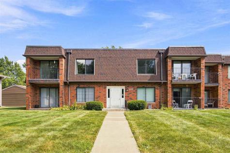 5720 Golden Court NE Cedar Rapids IA 52402