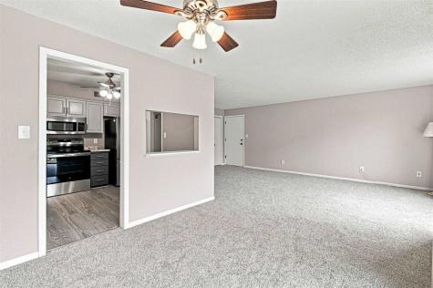 5720 Golden Court NE Cedar Rapids IA 52402
