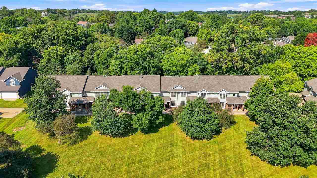 702 West Side Drive Iowa City IA 52246