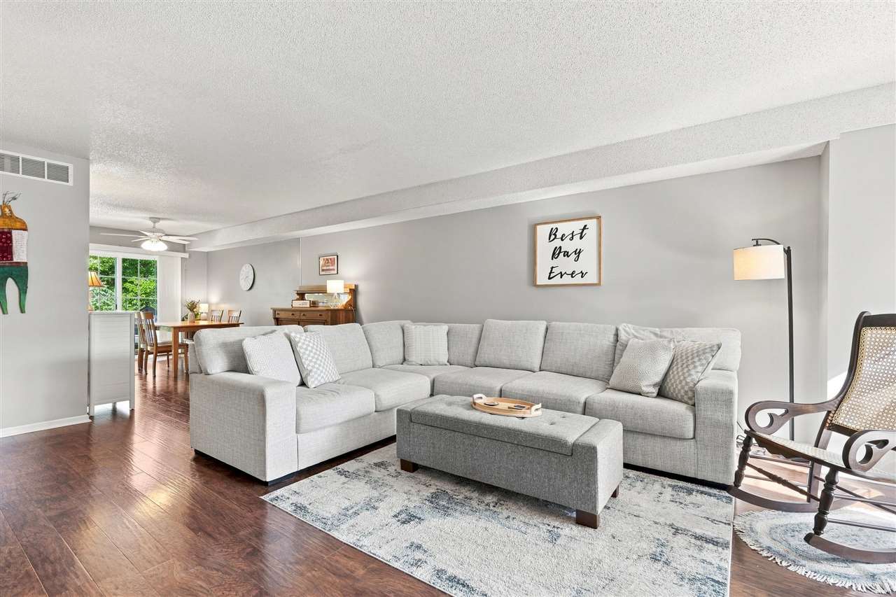 702 West Side Drive Iowa City IA 52246