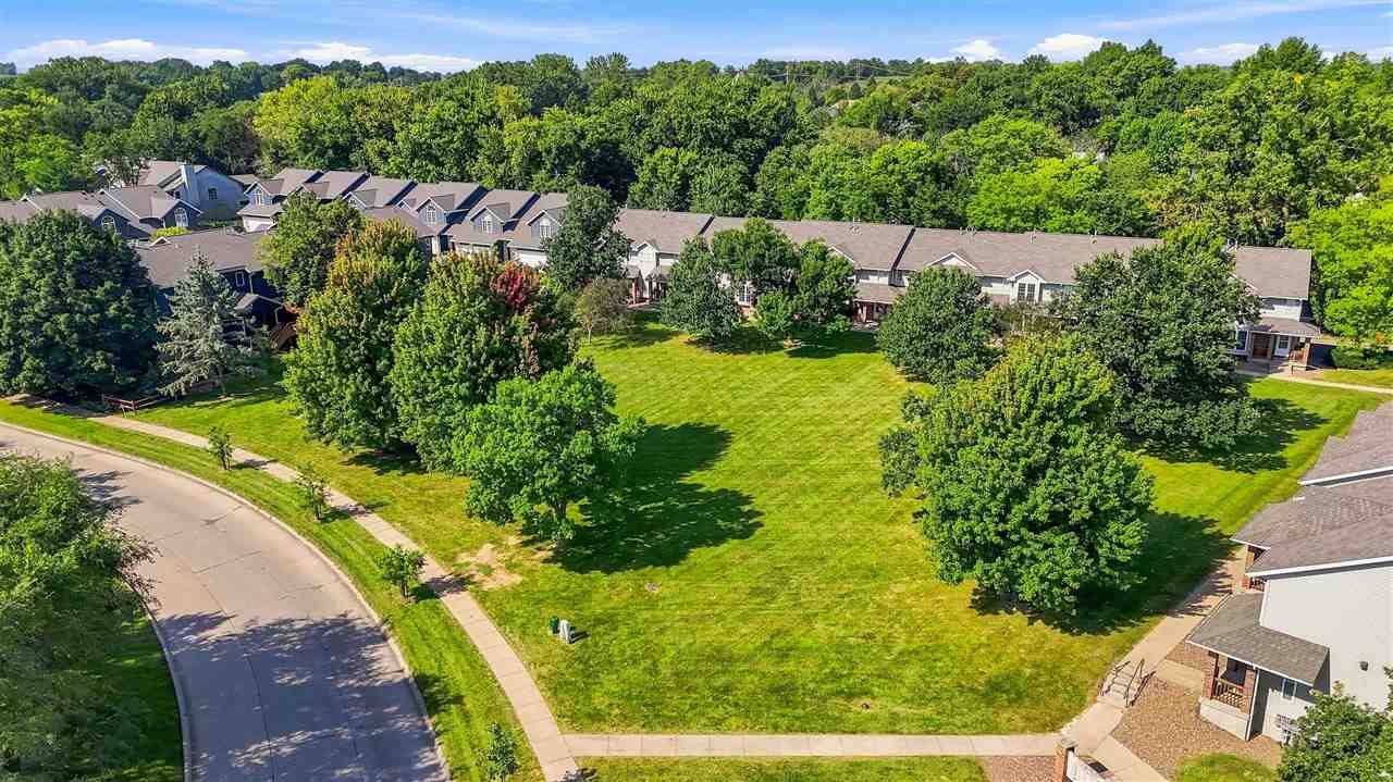 702 West Side Drive Iowa City IA 52246