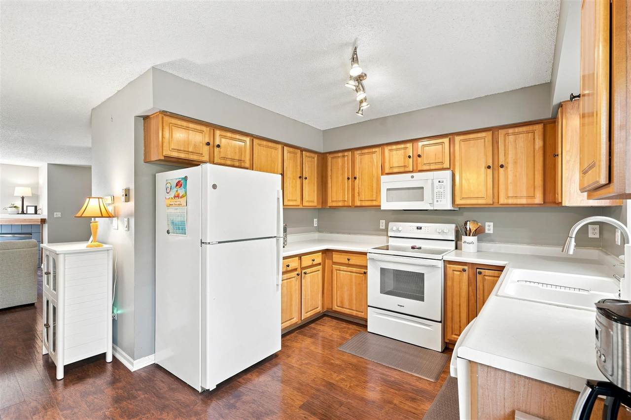 702 West Side Drive Iowa City IA 52246