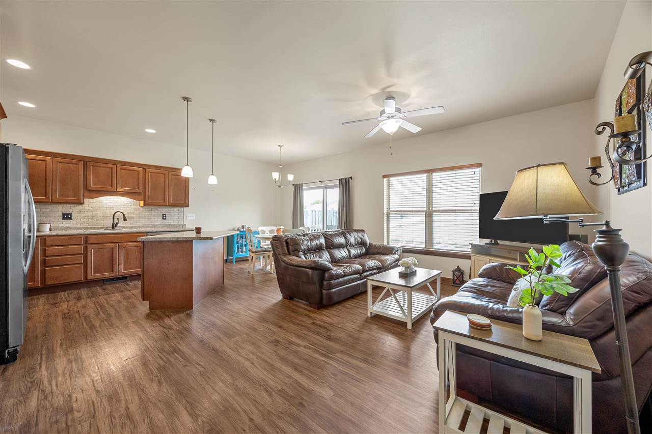 323 Windflower Lane Solon IA 52333