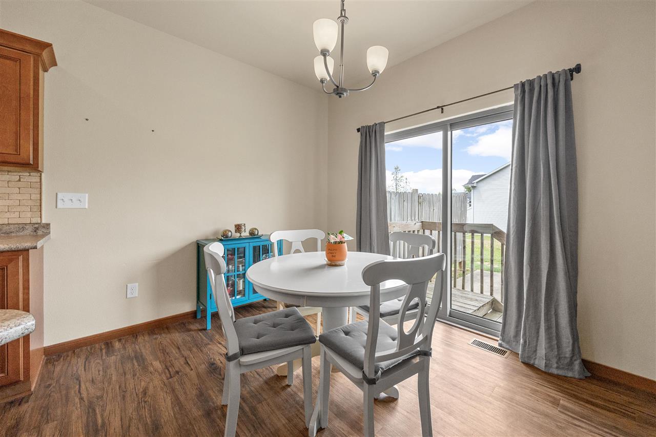323 Windflower Lane Solon IA 52333