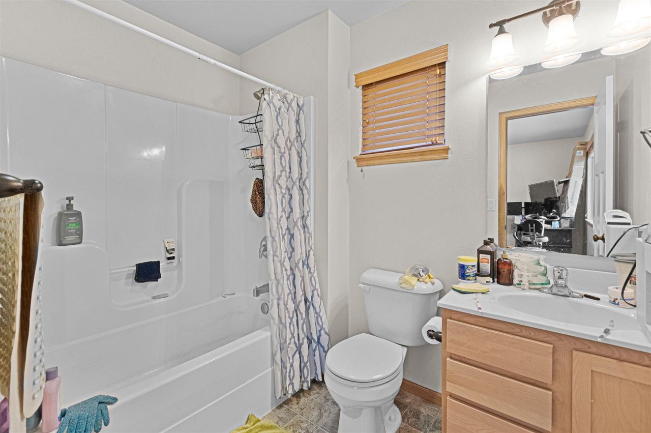 924 Ryan Court Iowa City IA 52246