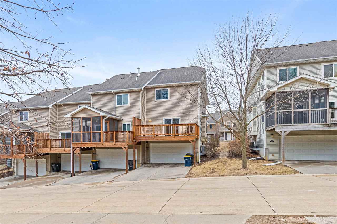 924 Ryan Court Iowa City IA 52246