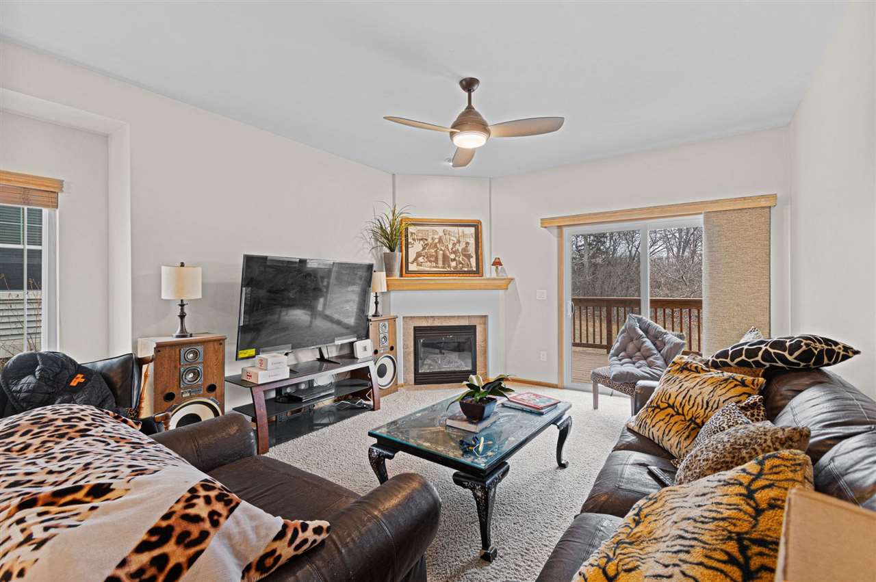 924 Ryan Court Iowa City IA 52246