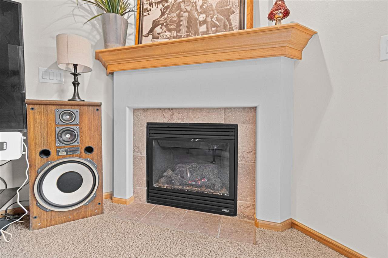 924 Ryan Court Iowa City IA 52246