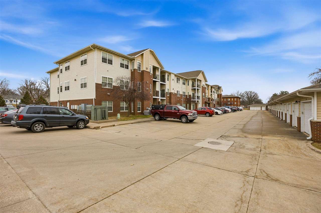 600 Grandview Court Iowa City IA 52246