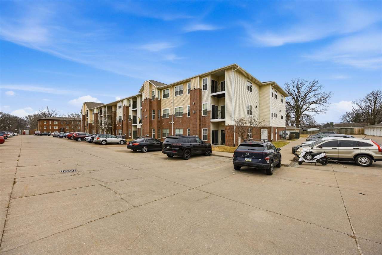 600 Grandview Court Iowa City IA 52246