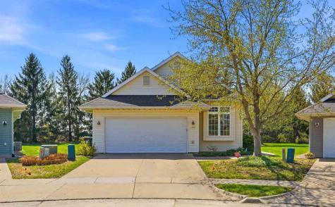 1359 Emily Court Iowa City IA 52246