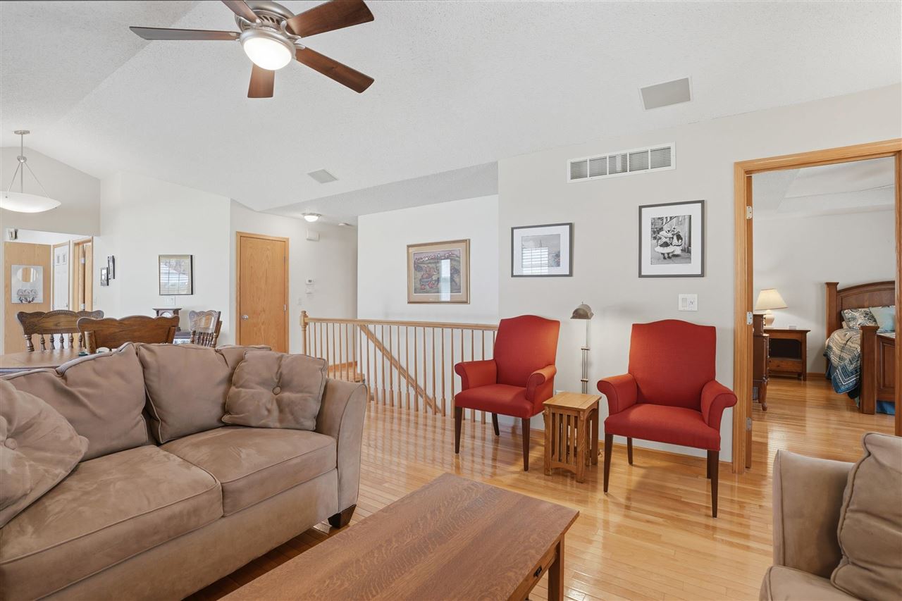 1359 Emily Court Iowa City IA 52246