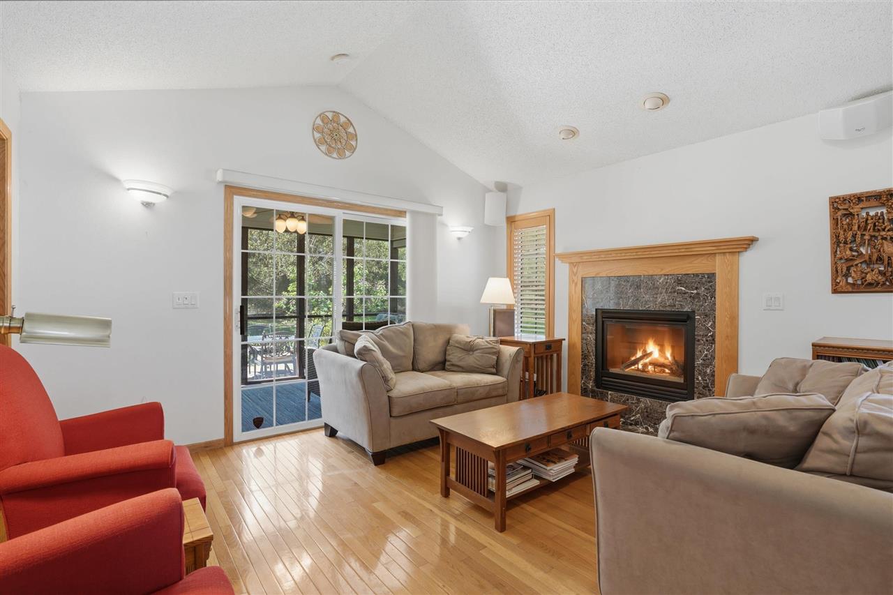 1359 Emily Court Iowa City IA 52246