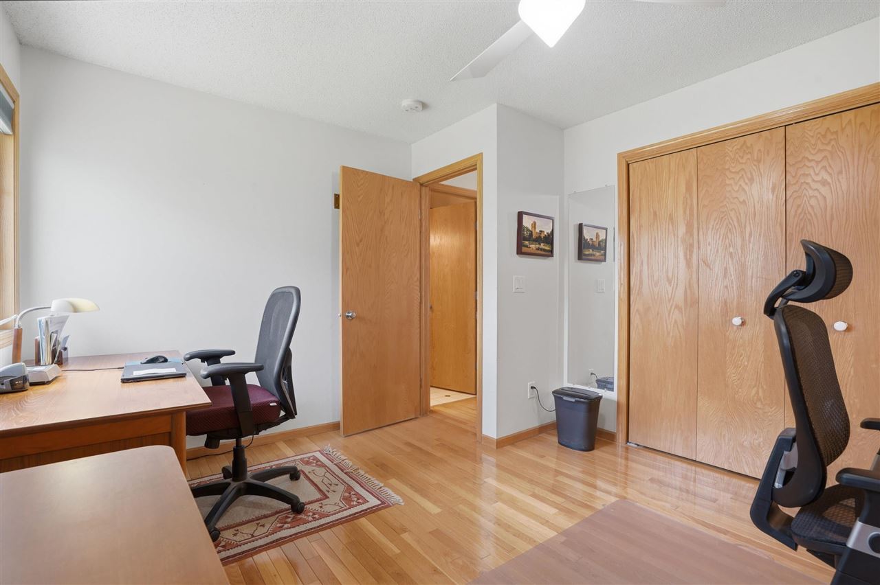 1359 Emily Court Iowa City IA 52246