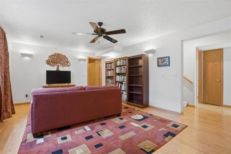 1359 Emily Court Iowa City IA 52246