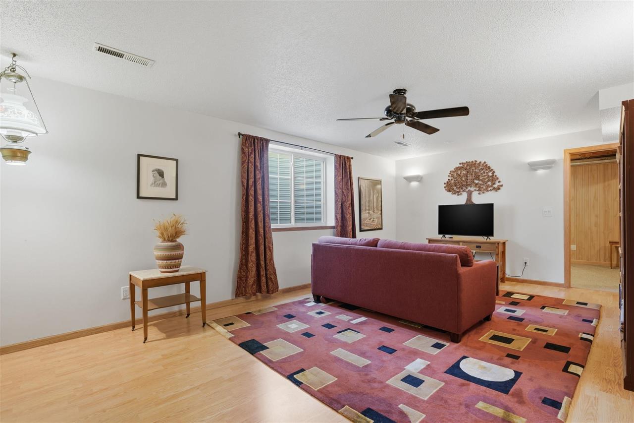 1359 Emily Court Iowa City IA 52246