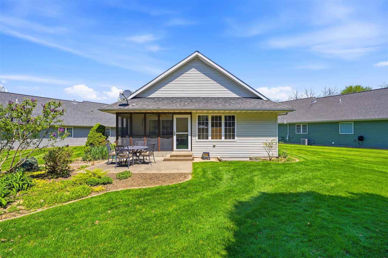 1359 Emily Court Iowa City IA 52246