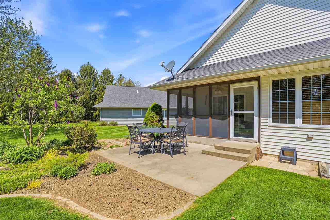 1359 Emily Court Iowa City IA 52246