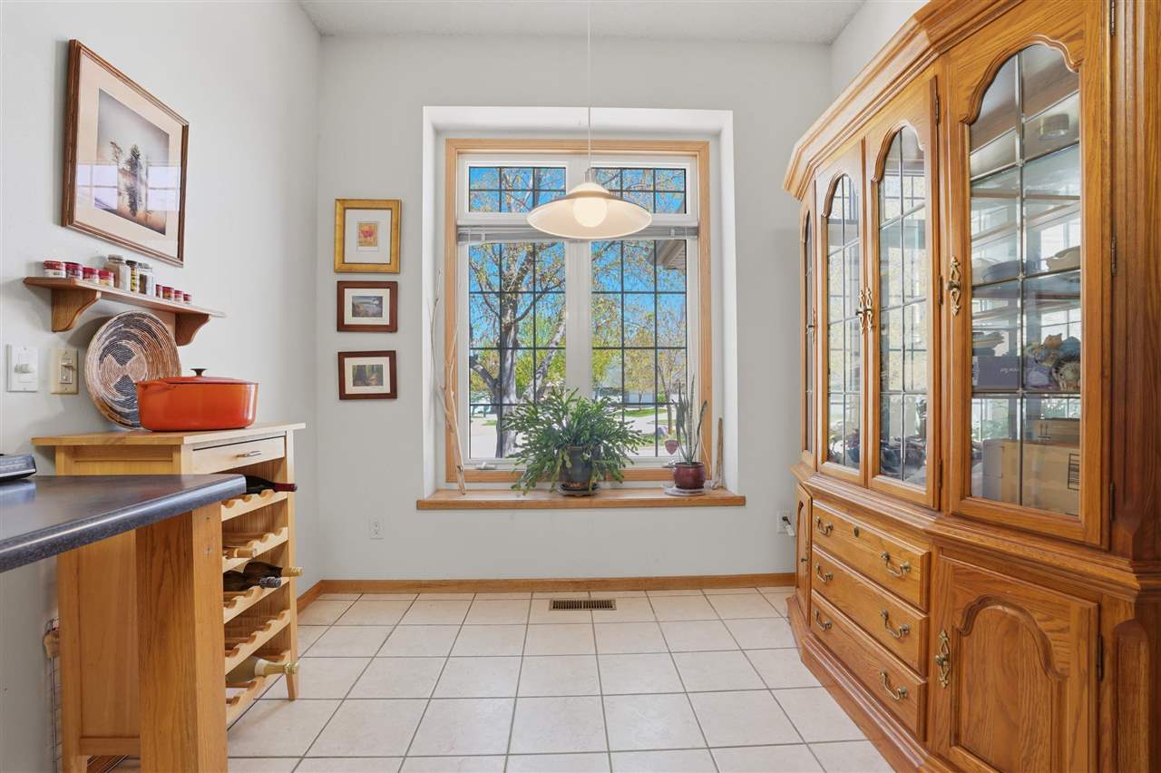 1359 Emily Court Iowa City IA 52246