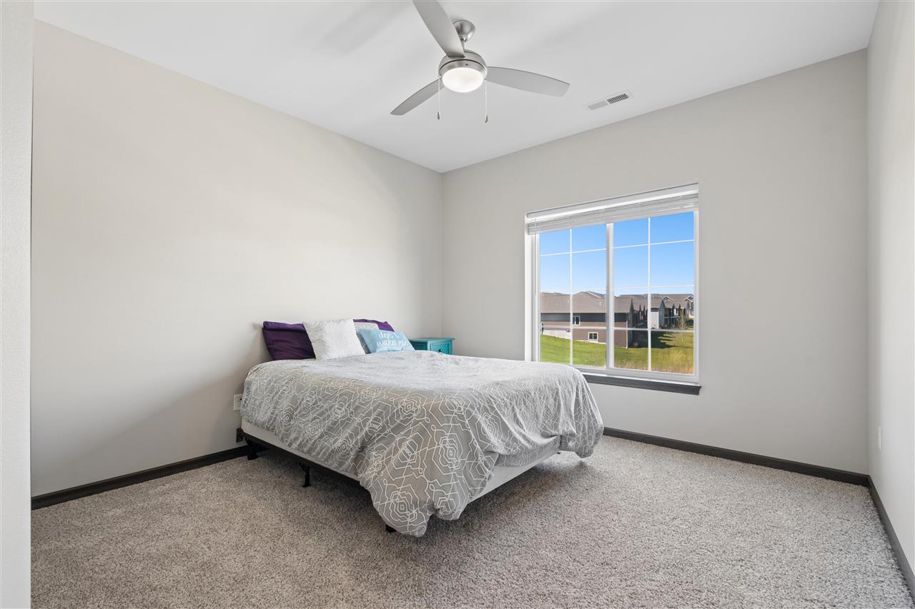 2871 Spring Rose Circle Coralville IA 52241