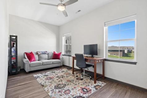 2871 Spring Rose Circle Coralville IA 52241