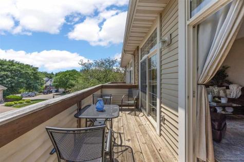 1516 Ranier Drive Iowa City IA 52246