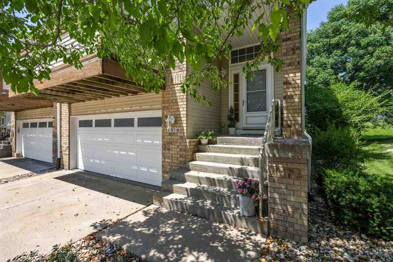1516 Ranier Drive Iowa City IA 52246