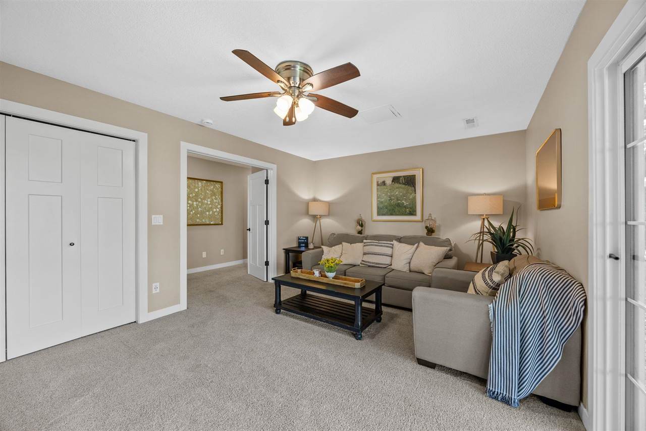 1516 Ranier Drive Iowa City IA 52246