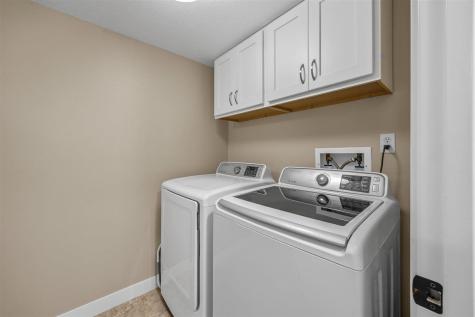 1516 Ranier Drive Iowa City IA 52246
