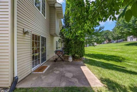 1516 Ranier Drive Iowa City IA 52246