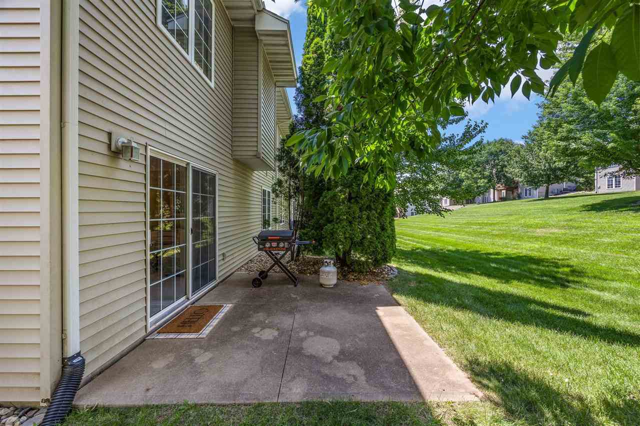 1516 Ranier Drive Iowa City IA 52246