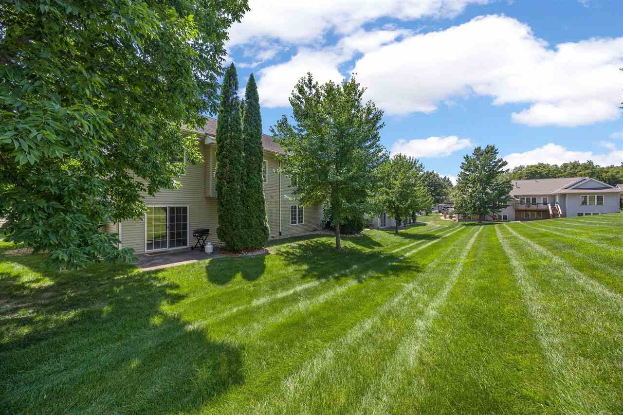 1516 Ranier Drive Iowa City IA 52246
