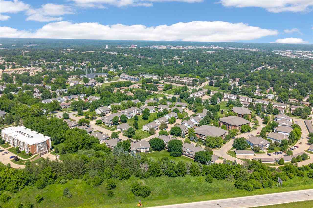 1516 Ranier Drive Iowa City IA 52246