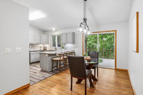 2283 E Grantview Drive Coralville IA 52241