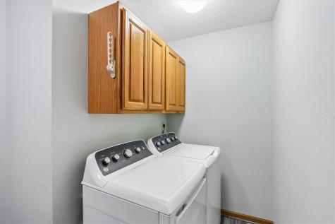 2283 E Grantview Drive Coralville IA 52241