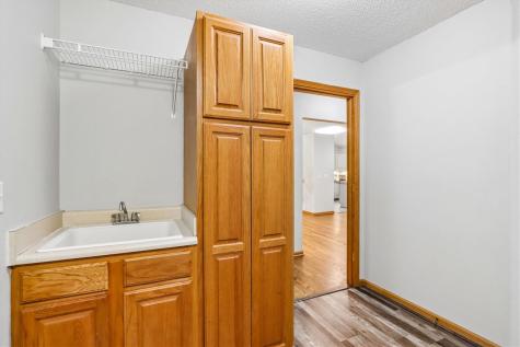 2283 E Grantview Drive Coralville IA 52241