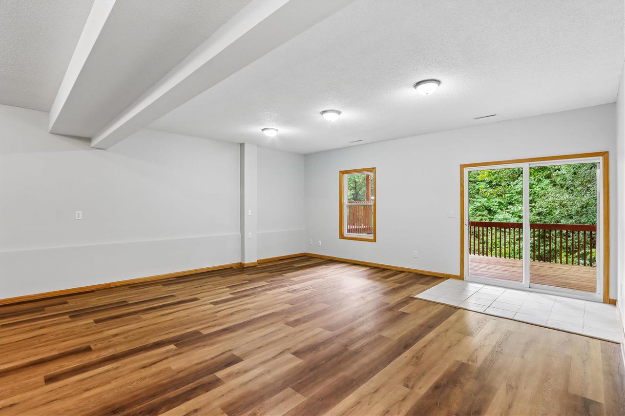 2283 E Grantview Drive Coralville IA 52241