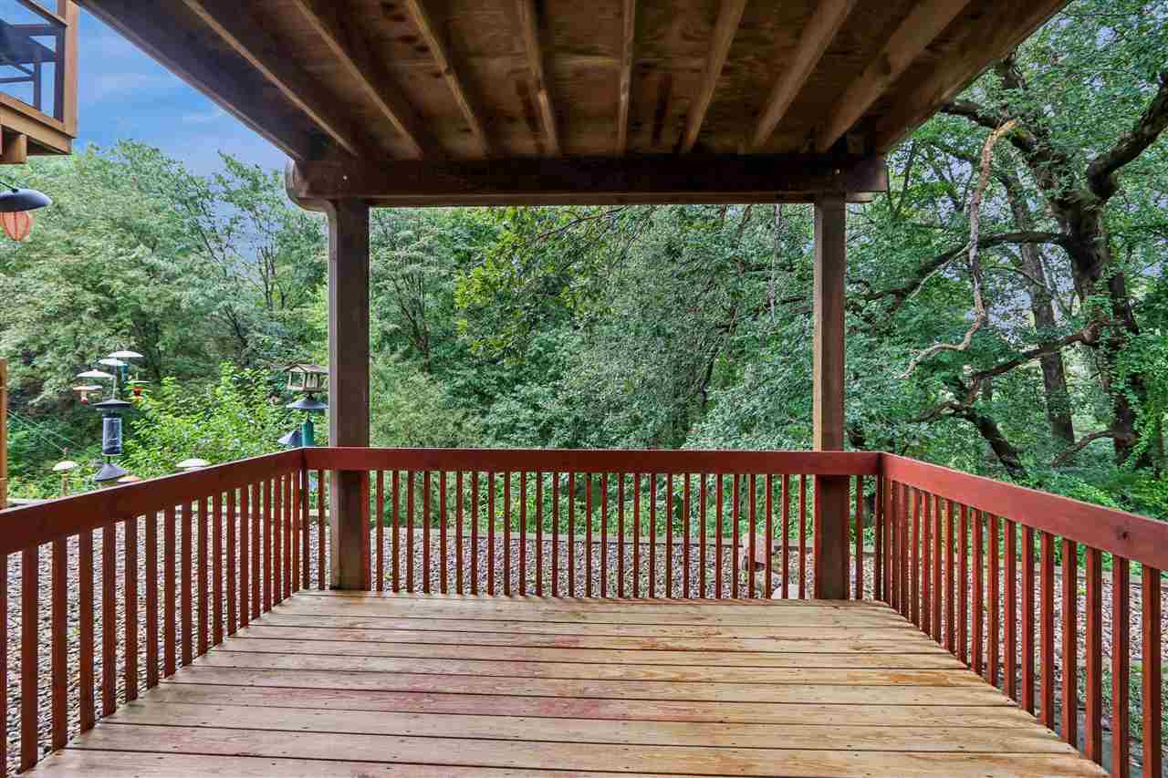 2283 E Grantview Drive Coralville IA 52241