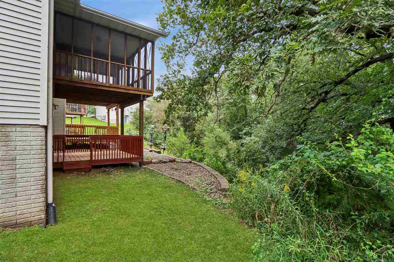 2283 E Grantview Drive Coralville IA 52241