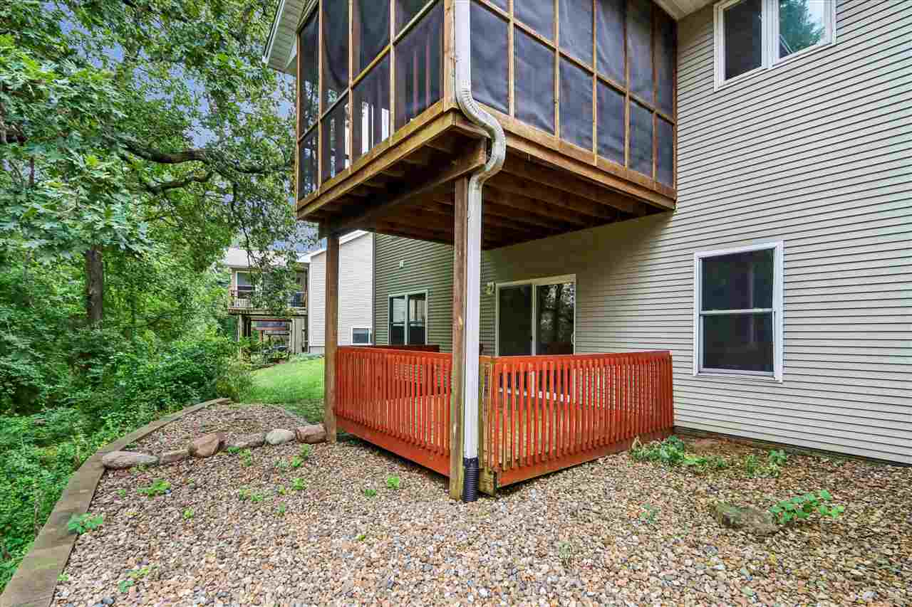 2283 E Grantview Drive Coralville IA 52241