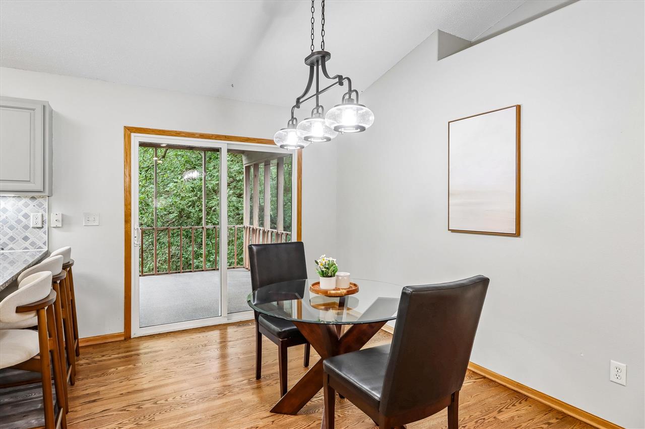 2283 E Grantview Drive Coralville IA 52241