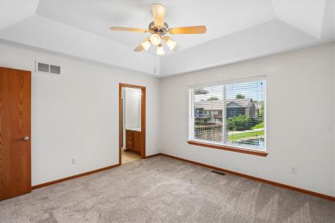 105 Notting Hill Lane Iowa City IA 52245
