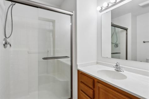 105 Notting Hill Lane Iowa City IA 52245