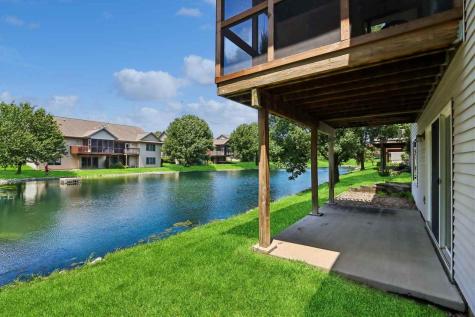 105 Notting Hill Lane Iowa City IA 52245