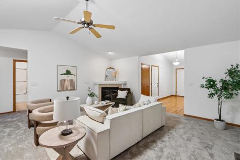 105 Notting Hill Lane Iowa City IA 52245