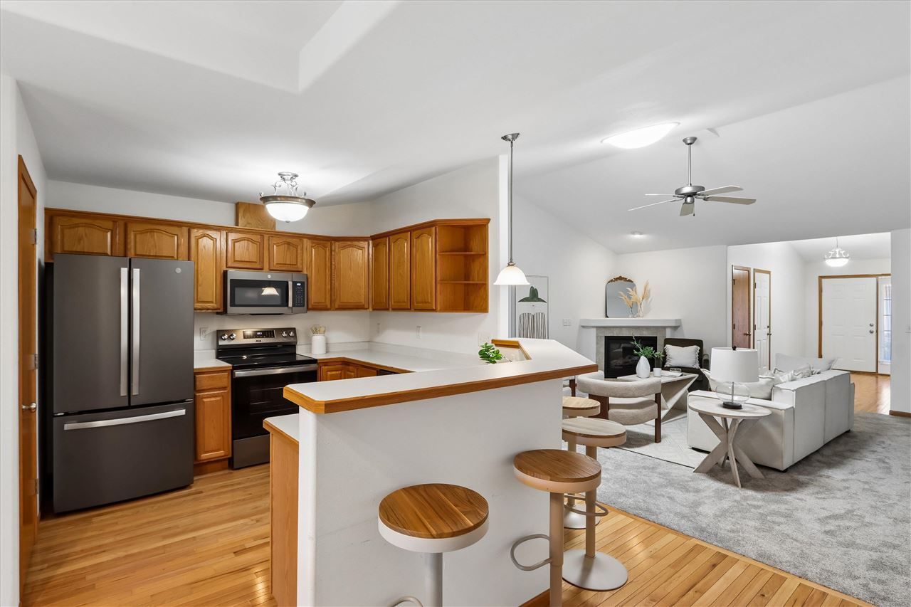 105 Notting Hill Lane Iowa City IA 52245