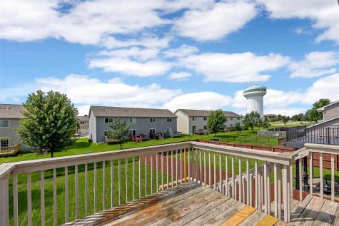 235 N Park Ridge Road North Liberty IA 52317
