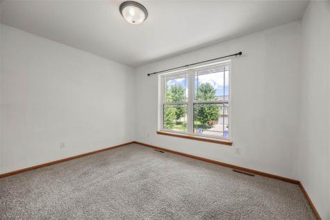 235 N Park Ridge Road North Liberty IA 52317